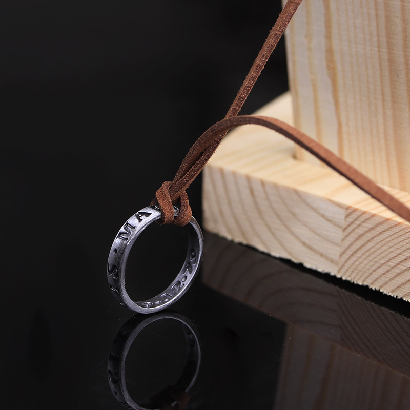 Uncharted 4 Necklace Nathan Pr - Party Games Mystery avis et prix